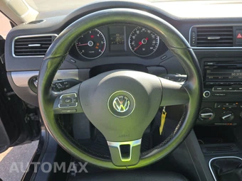 2014 Volkswagen Jetta TDI Value Edition Sedan - miniatura 10