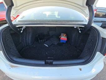 2014 Volkswagen Jetta TDI Value Edition Sedan - miniatura 16