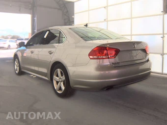 2014 Volkswagen Passat 1.8T S – miniatura 6