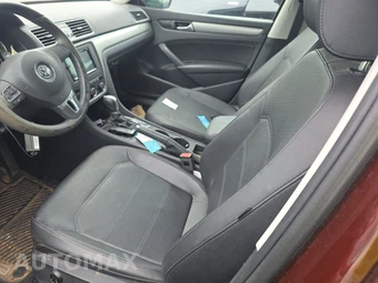 2014 Volkswagen Passat 1.8T S – miniatura 7