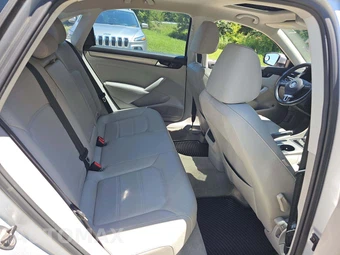 2014 Volkswagen Passat 1.8T SE w/Sunroof & Navigation - miniatura 13