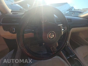 2014 Volkswagen Passat 1.8T SEL Premium – miniatura 10