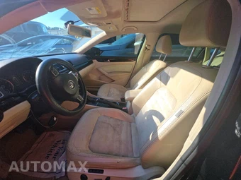 2014 Volkswagen Passat 1.8T SEL Premium – miniatura 7
