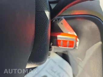 2014 Volkswagen Passat 1.8T Wolfsburg Edition - miniatura 5