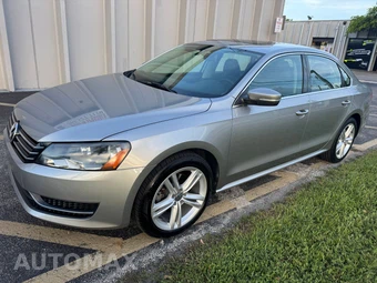 2014 Volkswagen Passat 2.5L SE w/Sunroof — car from the USA, Manheim Buy-Now listing at AUTOMAX