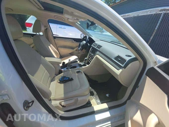 2014 Volkswagen Passat TDI SE w/Sunroof & Navigation – miniatura 18