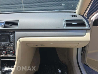 2014 Volkswagen Passat TDI SE w/Sunroof & Navigation – miniatura 19