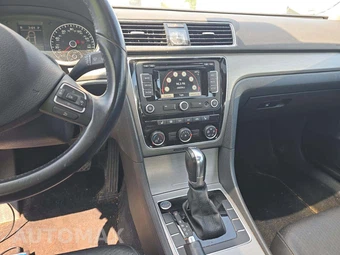 2014 Volkswagen Passat TDI SE w/Sunroof & Navigation - miniatura 10