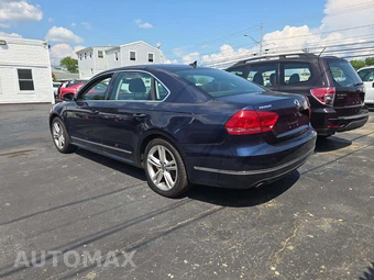 2014 Volkswagen Passat TDI SE w/Sunroof & Navigation - miniatura 2