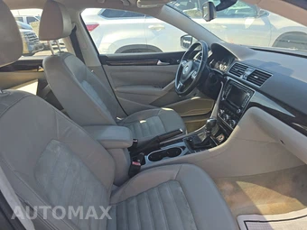 2014 Volkswagen Passat TDI SEL Premium - miniatura 8