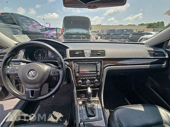 2014 Volkswagen Passat TDI SEL Premium – miniatura 11