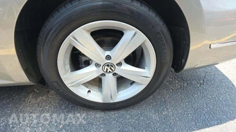2014 Volkswagen Passat TDI SEL Premium – miniatura 22