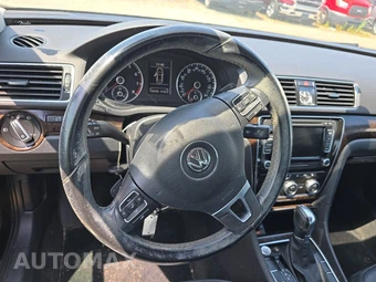 2014 Volkswagen Passat V6 SEL Premium – miniatura 10