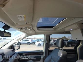 2014 Volkswagen Routan SEL Premium 121.2" WB - miniatura 19