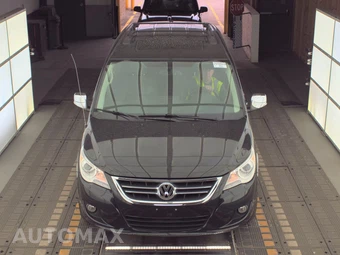 2014 Volkswagen Routan SEL Premium 121.2" WB - miniatura 2