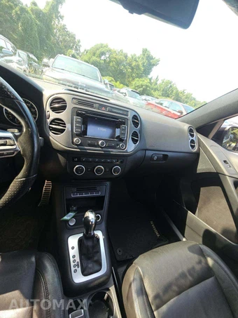 2014 Volkswagen Tiguan R-Line – miniatura 10