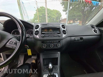 2014 Volkswagen Tiguan S - miniatura 10