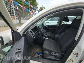 2014 Volkswagen Tiguan S - miniatura 6