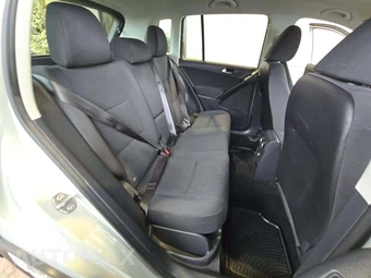 2014 Volkswagen Tiguan S – miniatura 16