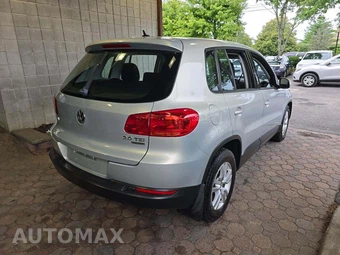 2014 Volkswagen Tiguan S – miniatura 3
