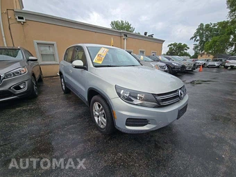 2014 Volkswagen Tiguan S – miniatura 4