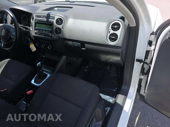 2014 Volkswagen Tiguan S – miniatura 16