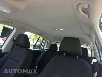 2014 Volkswagen Tiguan S – miniatura 8