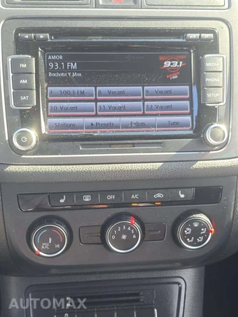 2014 Volkswagen Tiguan SE w/Appearance - miniatura 10
