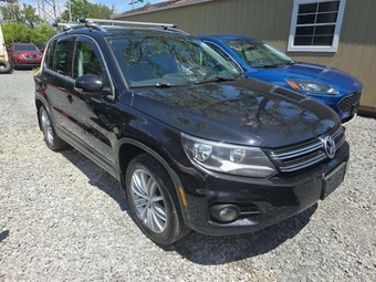 2014 Volkswagen Tiguan SE w/Appearance - miniatura 4