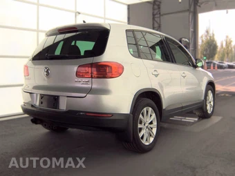 2014 Volkswagen Tiguan SE - miniatura 4