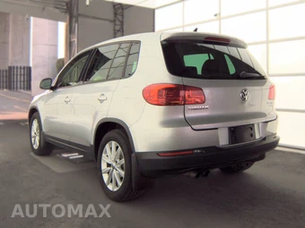 2014 Volkswagen Tiguan SE - miniatura 6
