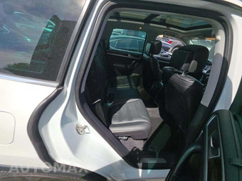 2014 Volkswagen Touareg Hybrid - miniatura 16