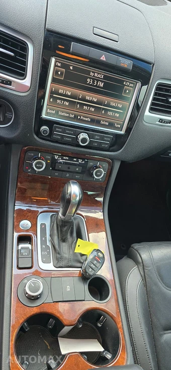 2014 Volkswagen Touareg TDI Lux - miniatura 14