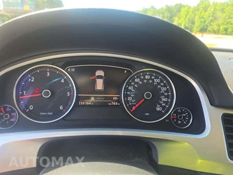 2014 Volkswagen Touareg TDI Lux - miniatura 9