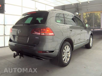 2014 Volkswagen Touareg TDI Sport w/Navigation – miniatura 4