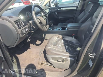 2014 Volkswagen Touareg TDI Sport w/Navigation – miniatura 7