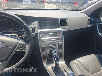 2014 Volvo S60 T5 – miniatura 11