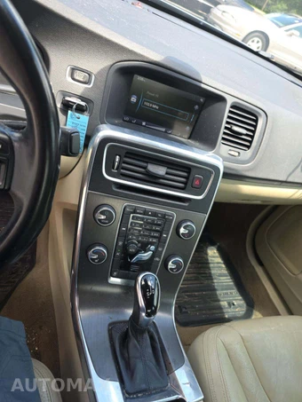 2014 Volvo S60 T5 - miniatura 10