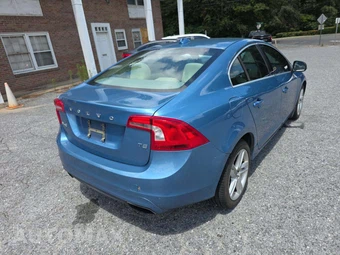 2014 Volvo S60 T5 - miniatura 3