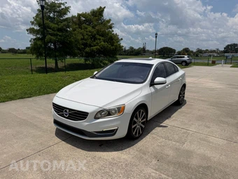 2014 Volvo S60 T5 — samochód z USA z aukcji Manheim, oferta Kup Teraz w AUTOMAX
