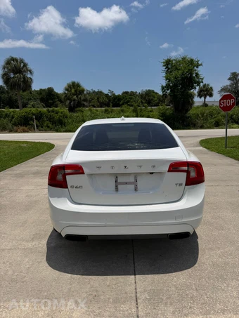 2014 Volvo S60 T5 – miniatura 6