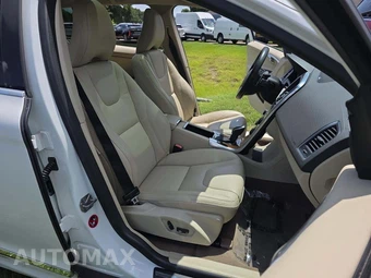 2014 Volvo XC60 T6 – miniatura 18