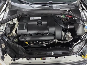 2014 Volvo XC60 T6 – miniatura 19