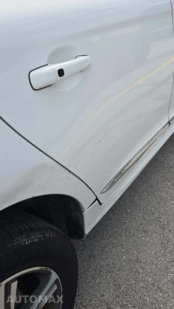 2014 Volvo XC60 T6 – miniatura 27