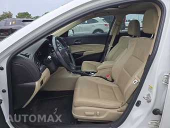 2015 Acura ILX w/Technology Pkg – miniatura 7