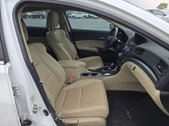 2015 Acura ILX w/Technology Pkg – miniatura 8