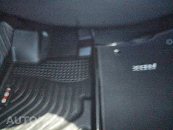 2015 Acura RDX w/Technology Pkg – miniatura 17