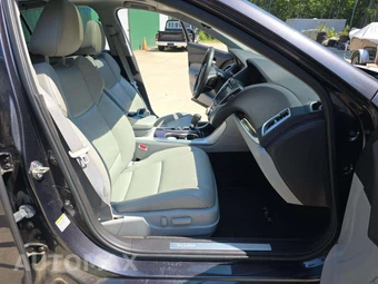 2015 Acura TLX – miniatura 15