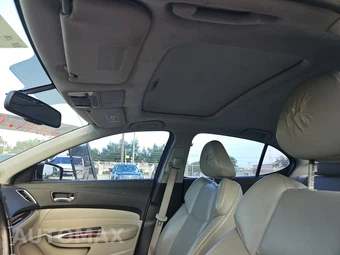 2015 Acura TLX – miniatura 17