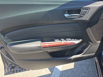 2015 Acura TLX w/Technology Pkg – miniatura 9